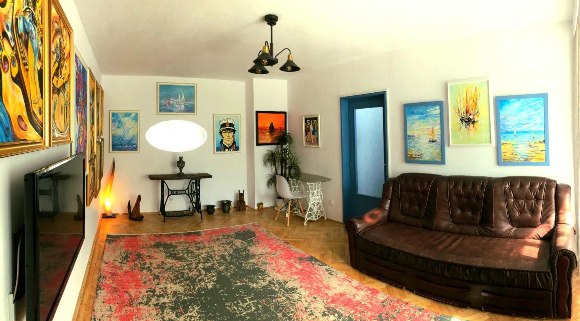 Live In An Art Gallery - Location Apartamento *