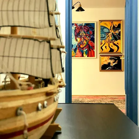 Live In An Art Gallery - Central Location Constanta Exterior photo